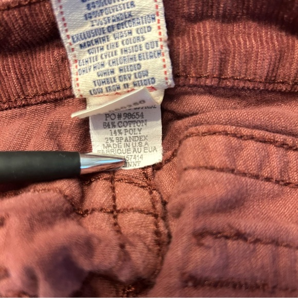 True Religion Vintage Made in USA Low Rise Skinny Corduroy Jeans, Size 29 - Picture 10 of 10